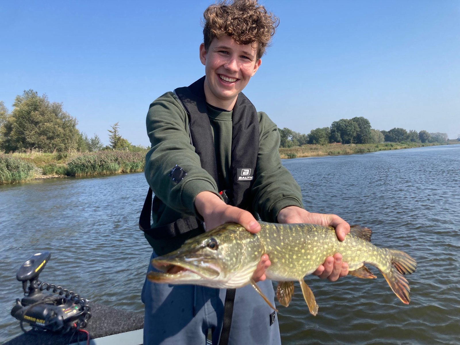 Snoekvissen in de Biesbosch met visgids Fishmeister